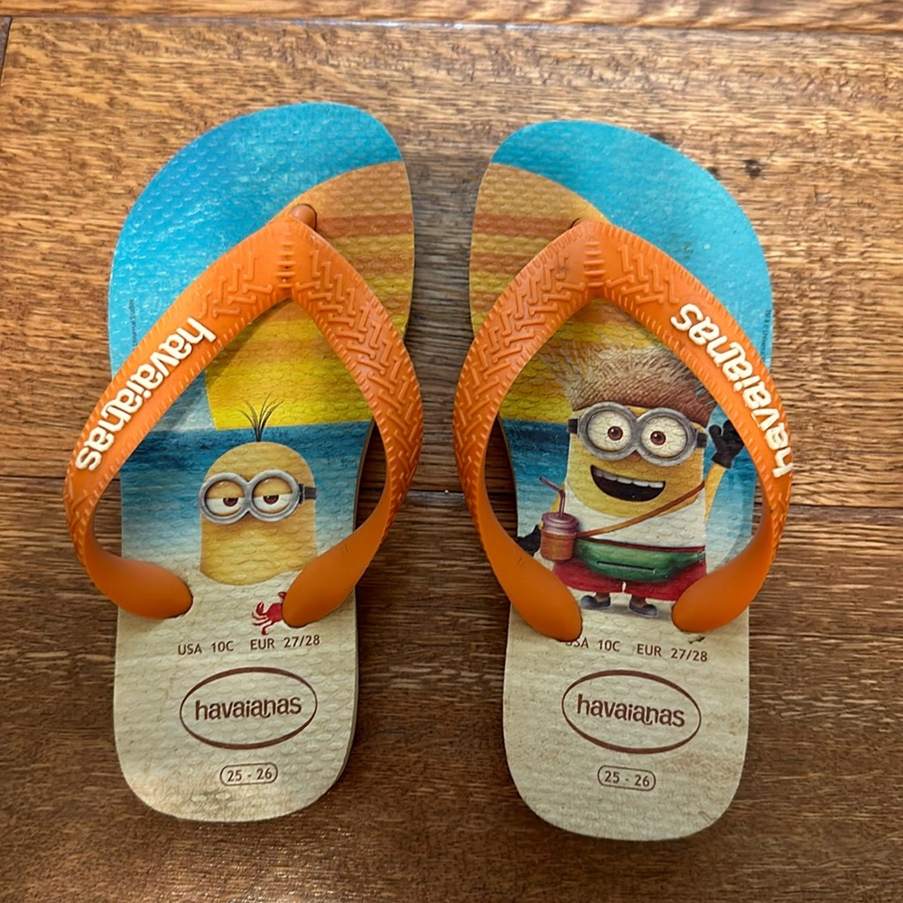 Kids Minions Havaianas size 10c